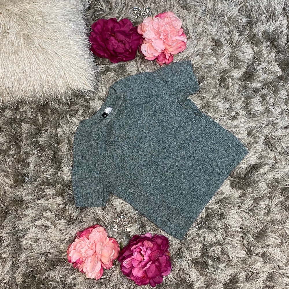 Divided H&M Rib Knit Tee Women size M